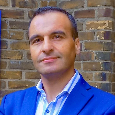 Dr. Farhad Reyazat